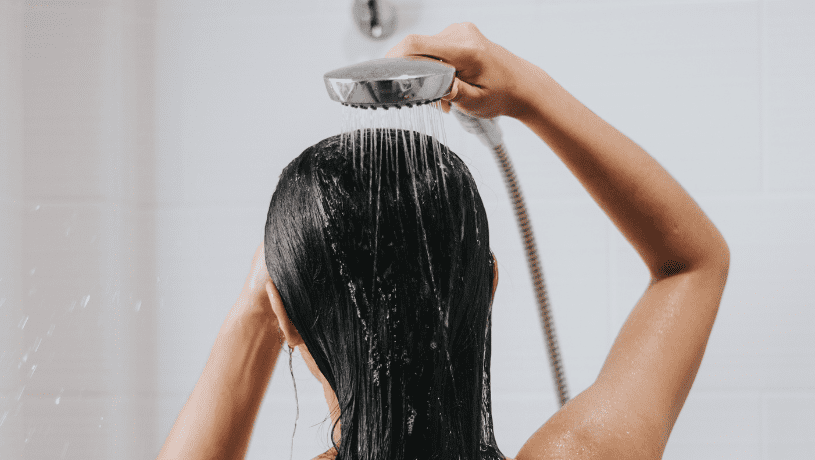 Shampoo per acqua dura: come combattere il calcare