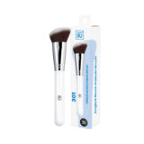 Ilū Make Up Angled Blush Kabuki Brush 301 - abgewinkelter Blushpinsel